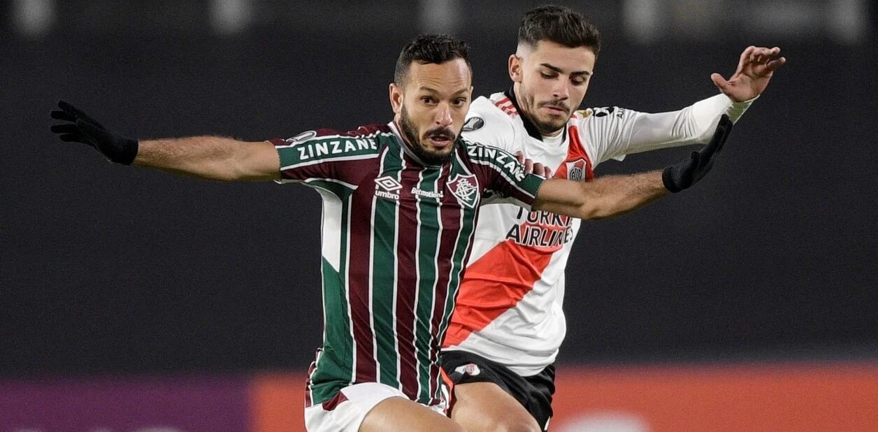 River recuperó a varios infectados de coronavirus, cayó 3 a 1 con Fluminense, pero pasó a octavos de final de la Copa Libertadores. 