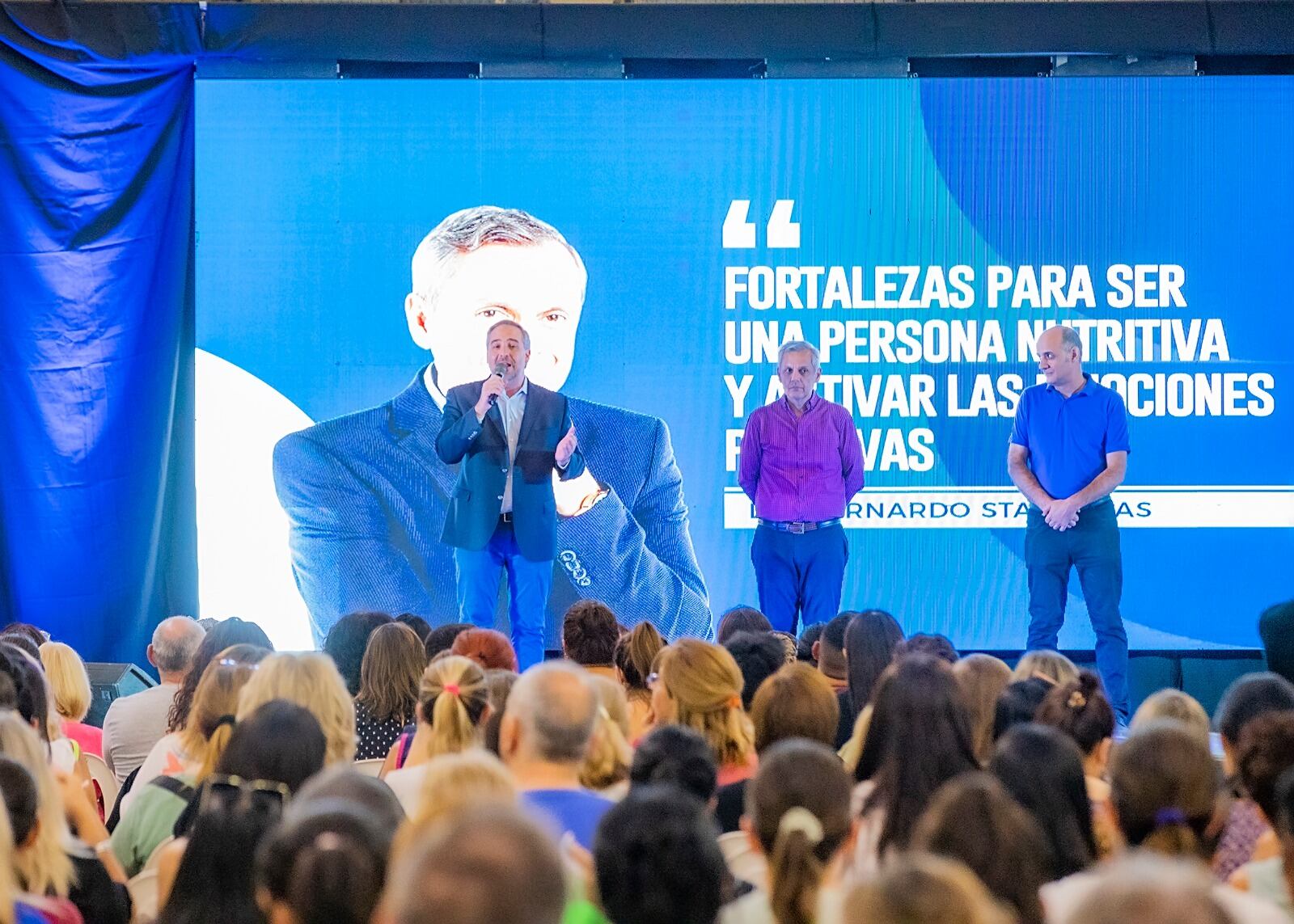 Bernardo Stamateas pasó por Maipú con su conferencia.