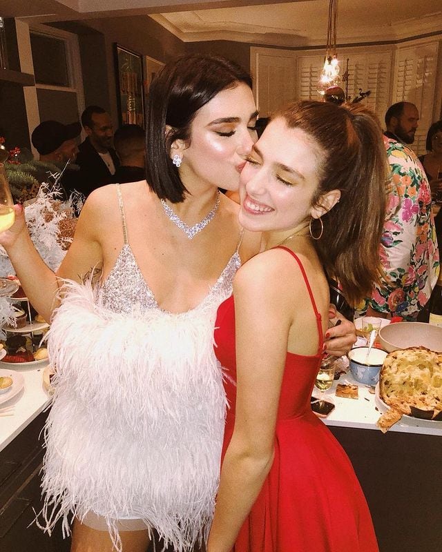 Rina, la hermana menor de Dua Lipa