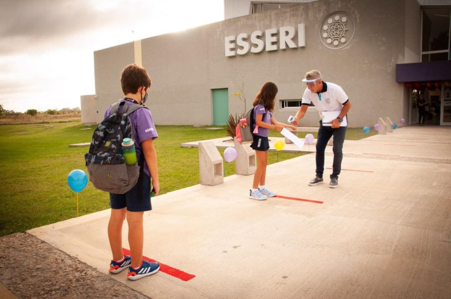 Un colegio platense se niega a acatar las restricciones de Nación, y fue a la Justicia.