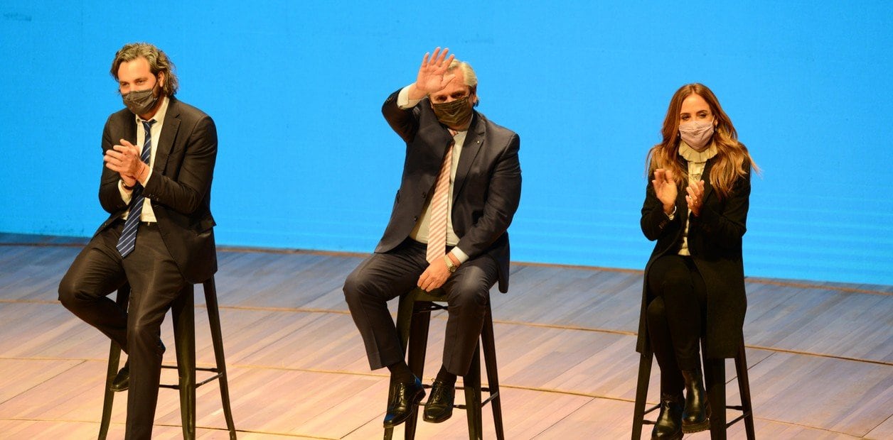 El presidente Alberto Fernández en un acto con artista en el Centro Cultural Kirchner.