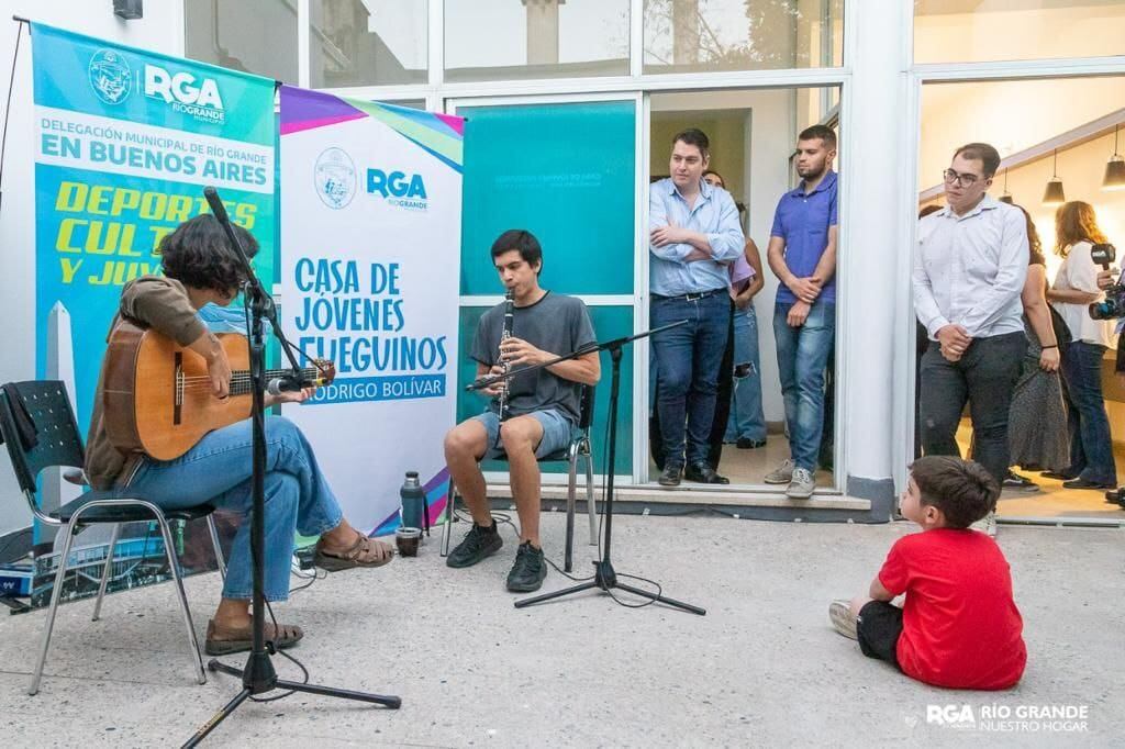 Reinauguración de la Casa de Jóvenes Fueguinos “Rodrigo Bolívar” en La Plata.