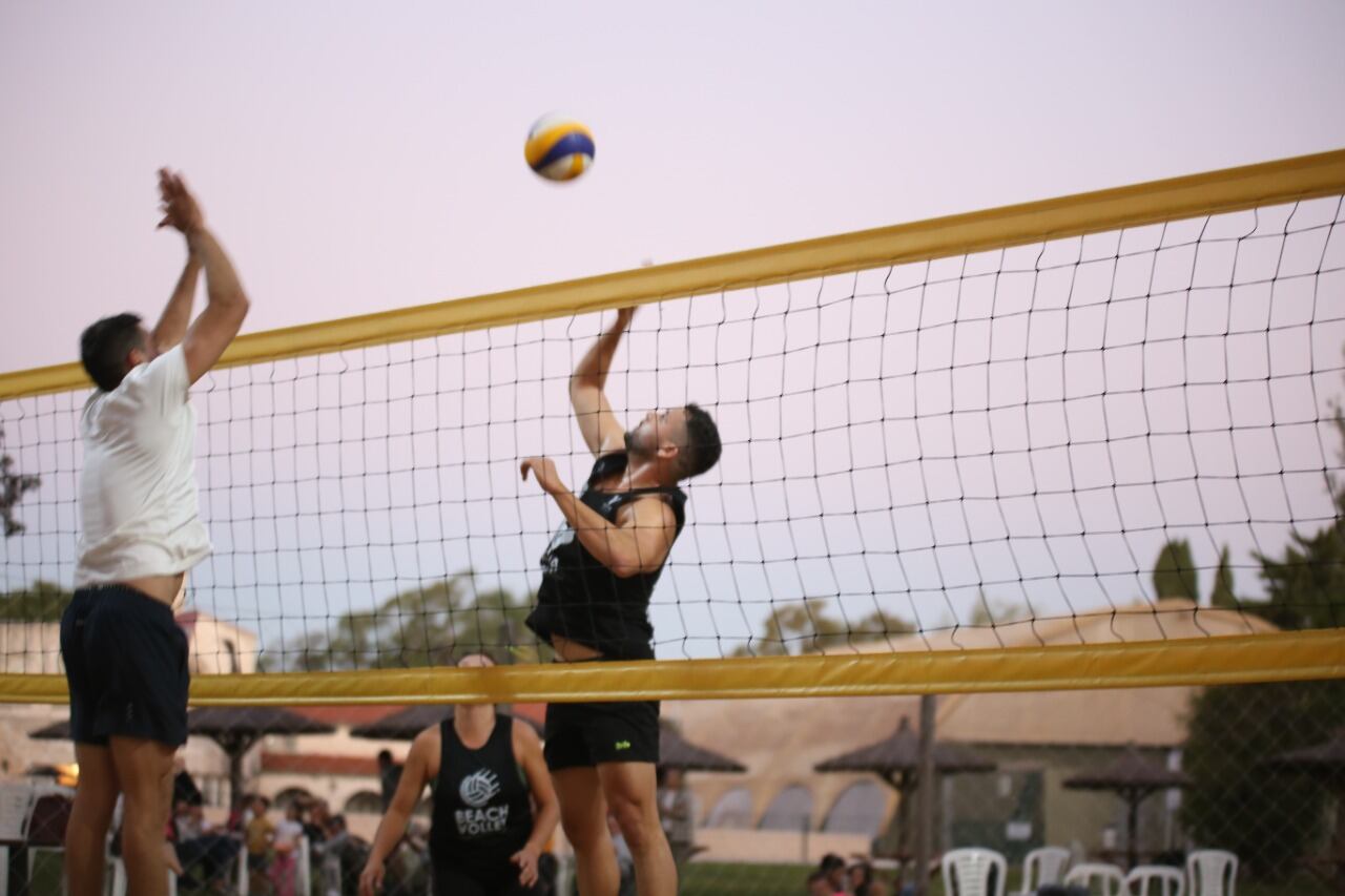 Sebatián Amantini Beach Voley Arroyito