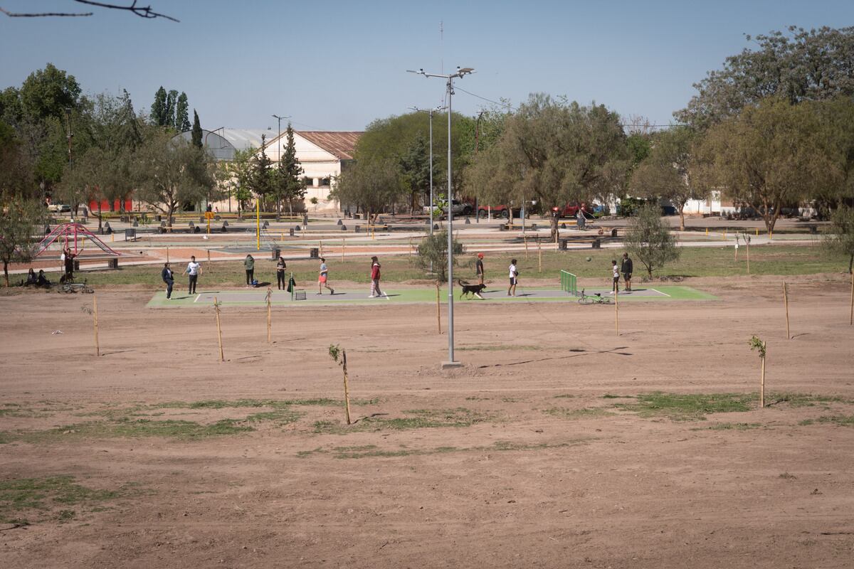 Luján de Cuyo presentó las obras obras que se están realizando en lo que era la zona del bajo Luján