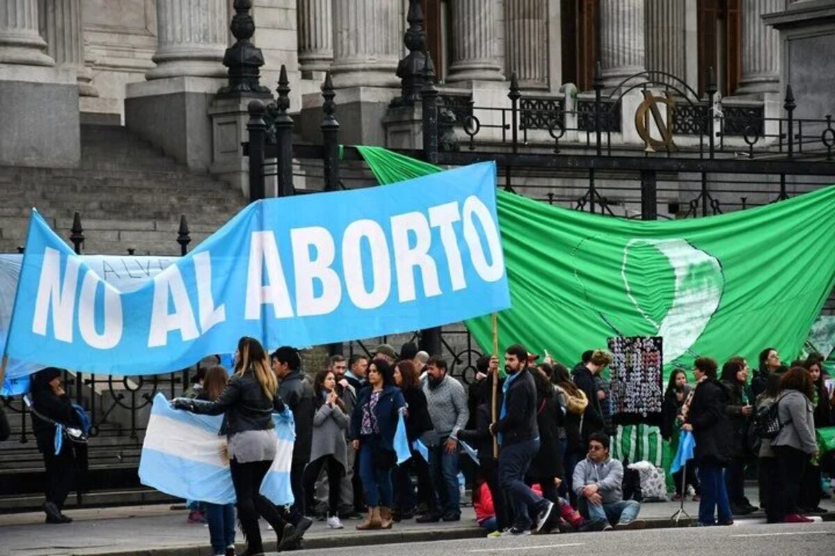 Aborto: la Ciudad analiza reforzar la seguridad en el Congreso por un “clima enrarecido”