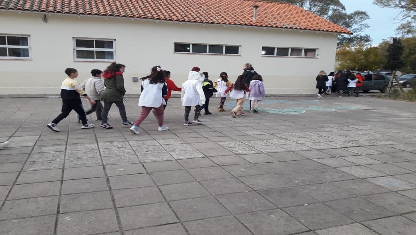 Simulacro de evacuación en establecimientos educativos