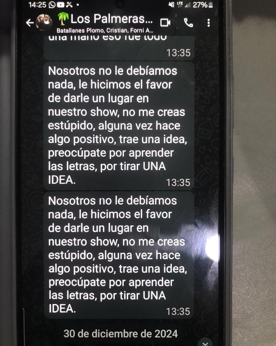 El hijo de Cacho compartió capturas de conversaciones del grupo de Cumbia