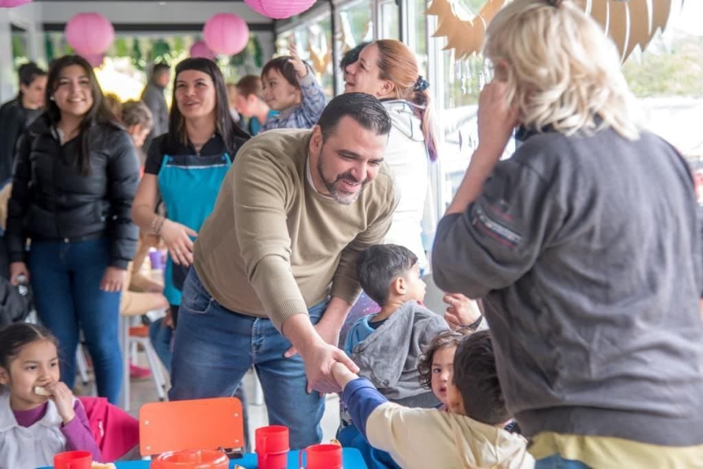 El intendente Walter Vuoto visitó el Centro de Primera Infancia “Jorge H. Brito”