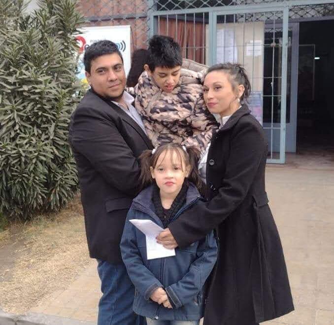 La familia completa.