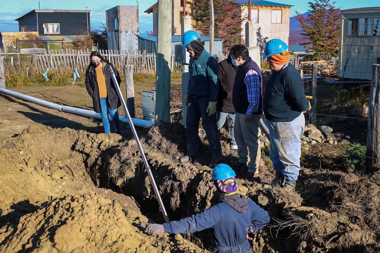 La obra comenzó por el sector sur del Barrio “9 de octubre” a principios de abril y lleva un avance aproximado del 20% dentro del plazo estipulado de 120 días.