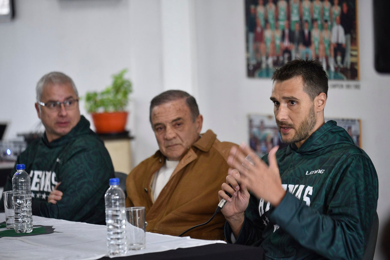 Conferencia de prensa de Atenas presentan el plantel y avance de obra del nuevo estadio ( Ramiro Pereyra / La Voz) 