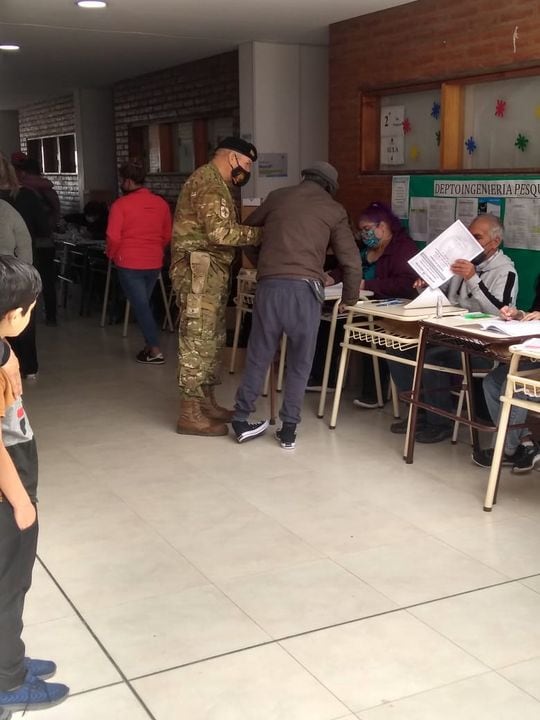 Los uniformados se robaron todas las miradas y elogios por su accionar.