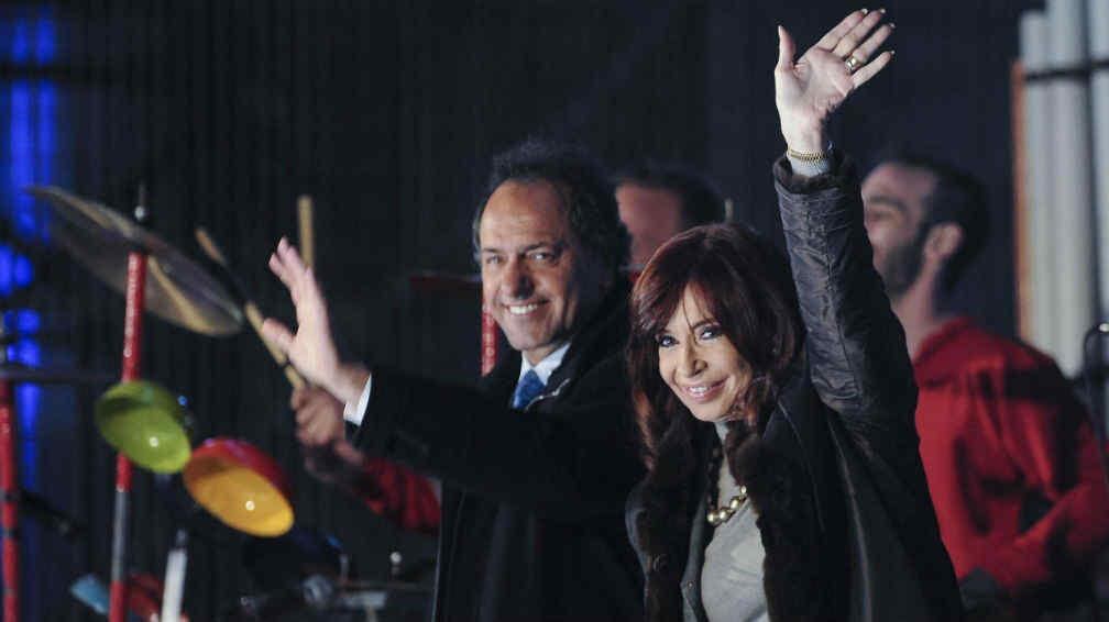 Dupla. Cristina Kirchner y Daniel Scioli encabezaron el acto en Tecnópolis (Télam).