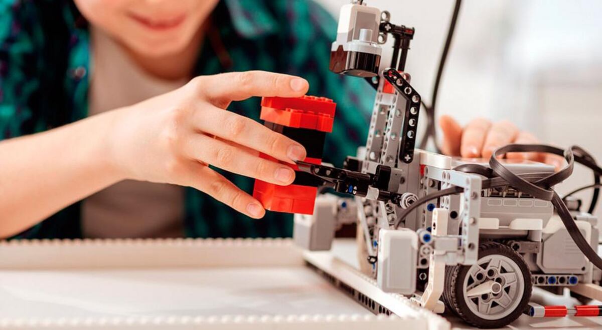 Practicarlos 2023: un evento que para acercar la cultura digital a los estudiantes