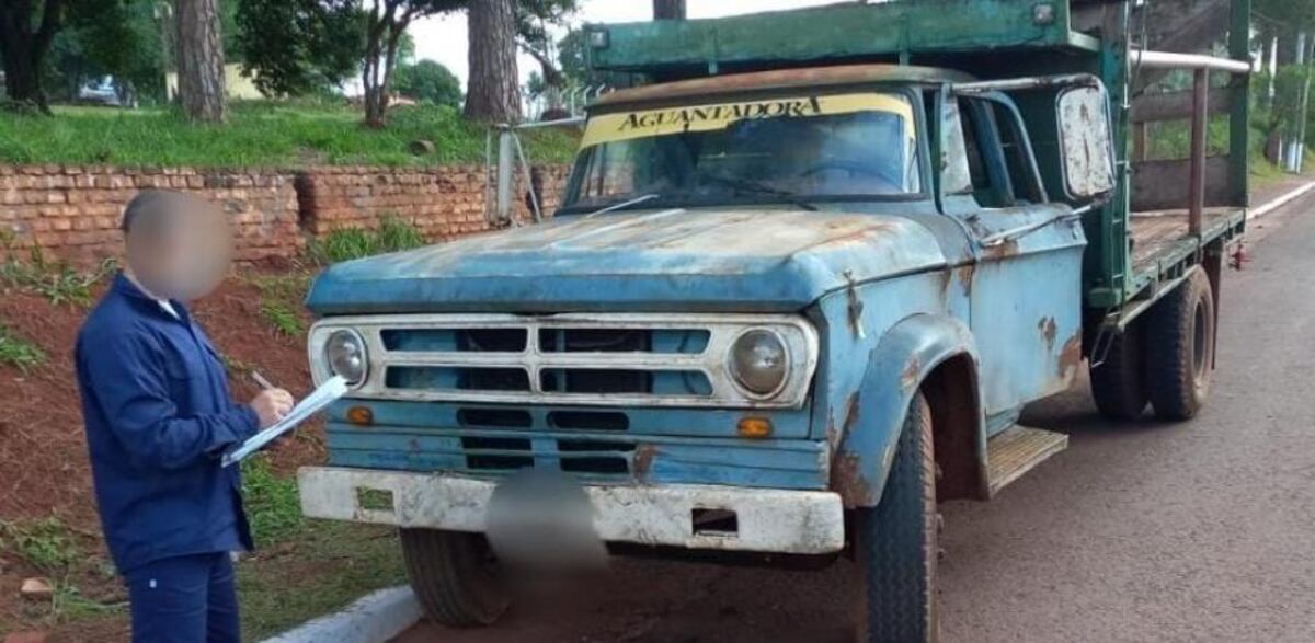 Se dirigió a verificar su camión y resultó adulterado