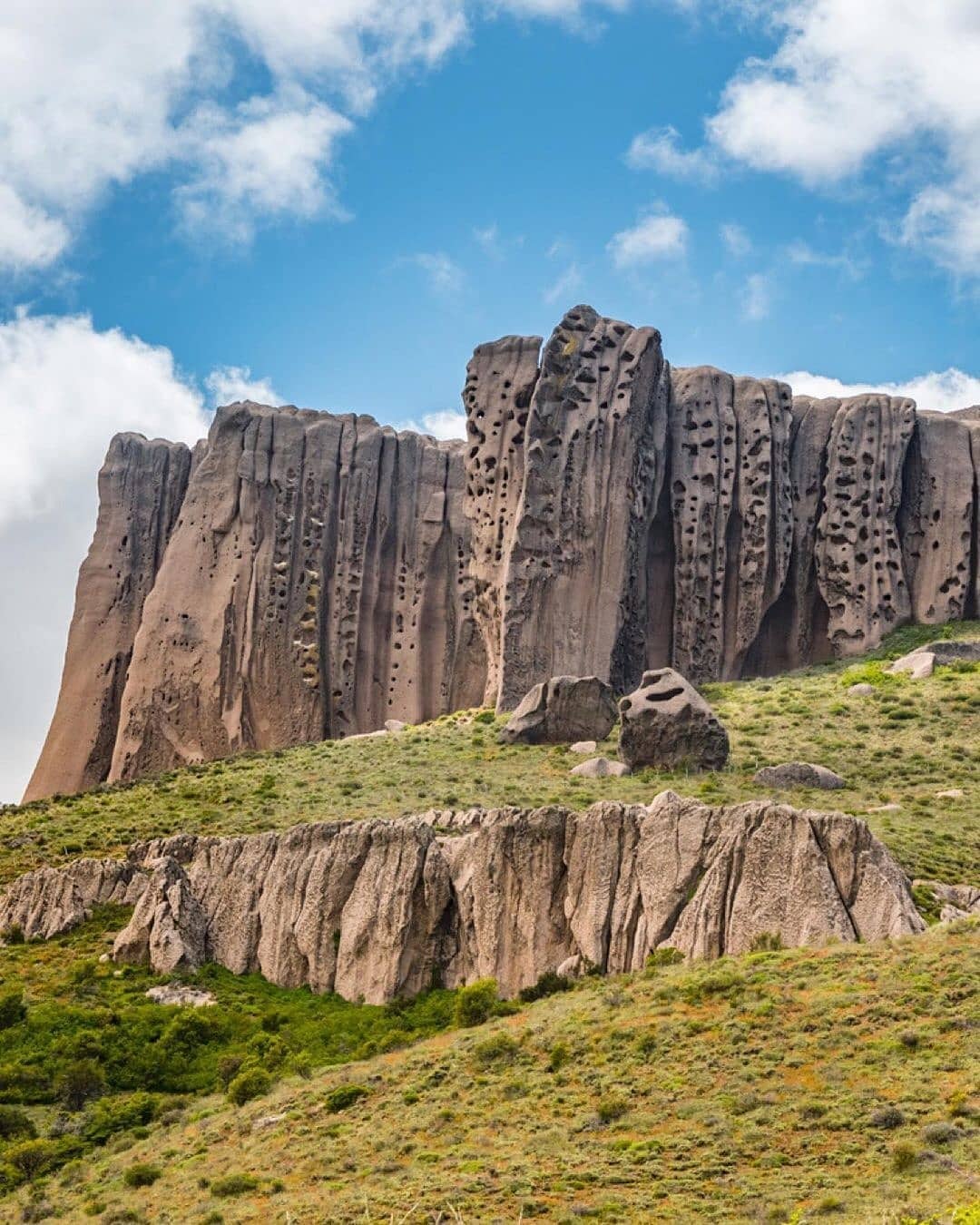 Cerro La Buitrera, ubicado en la provincia de Río Negro.