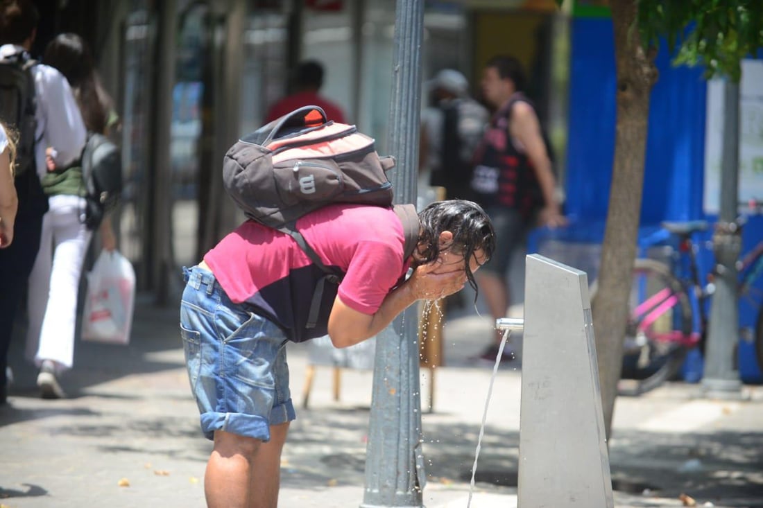 Calor en Córdoba: en el centro la temperatura llego a 38 grados. ( José Hernández / La Voz )