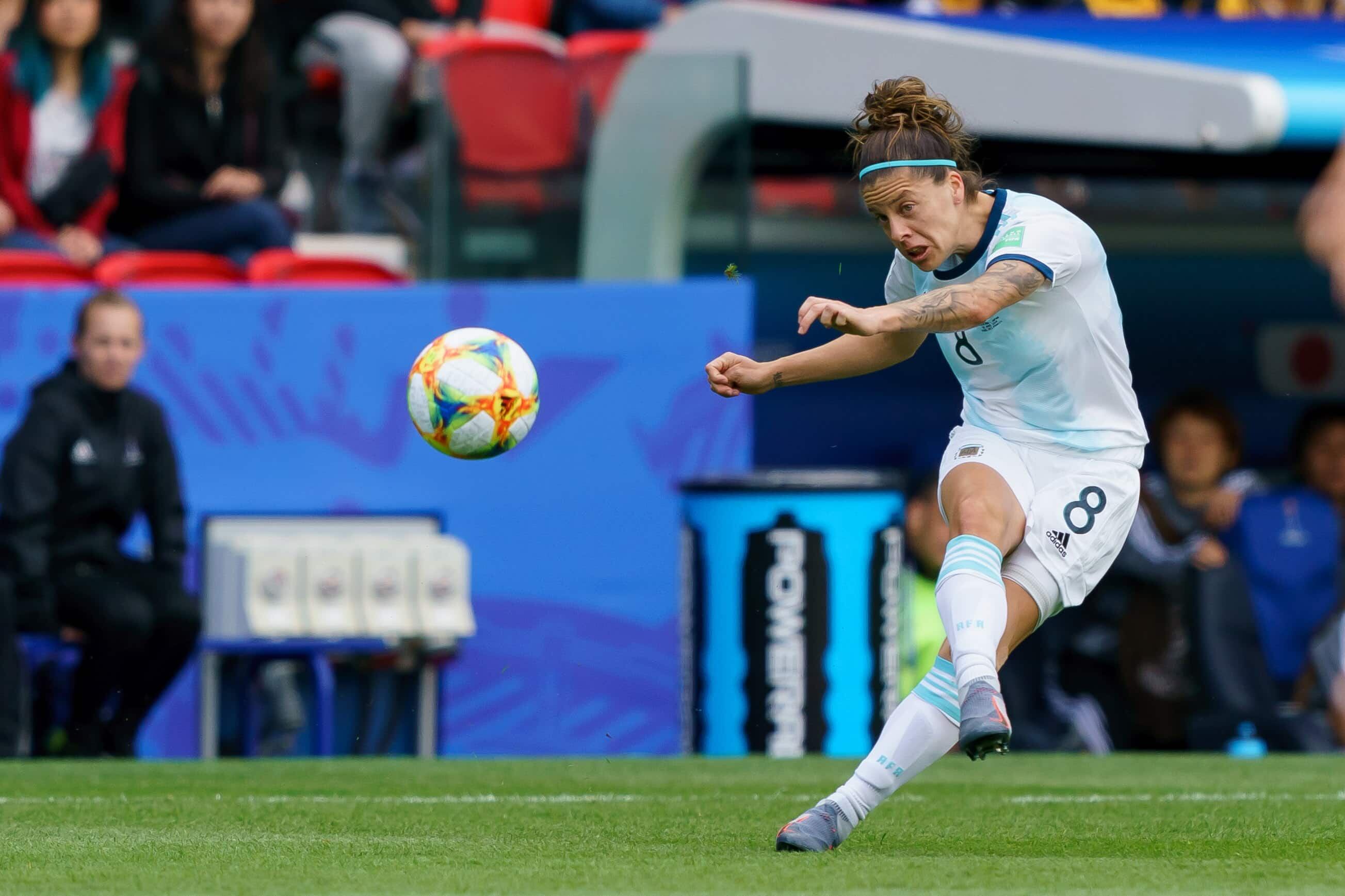 Ruth Bravo, la centrocampista de la Selección