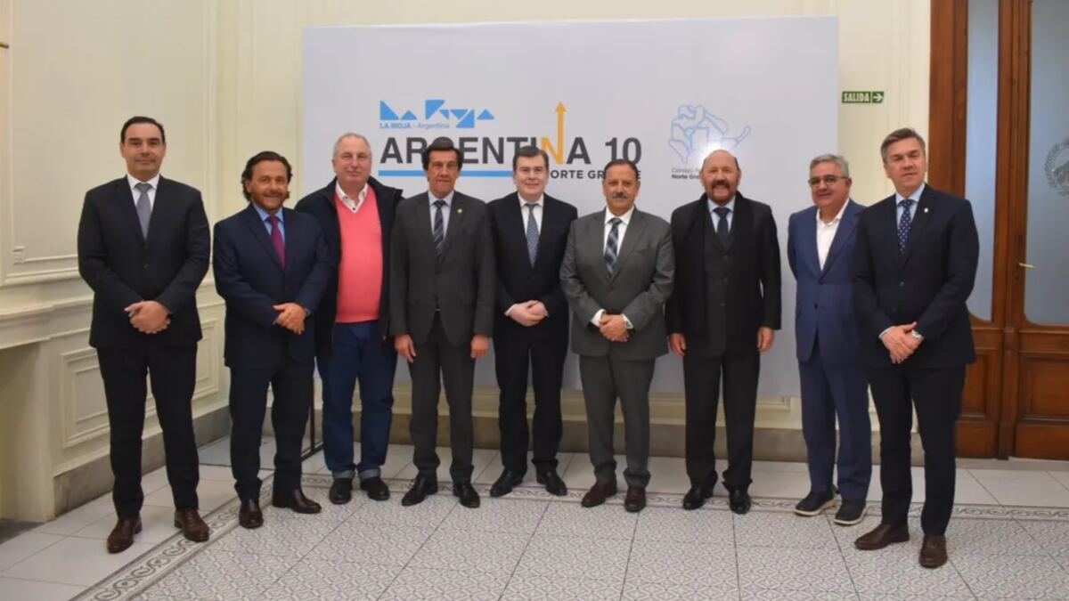 En reunión de gobernadores, Sadir habló de coparticipación, subsidios y corredor bioceánico