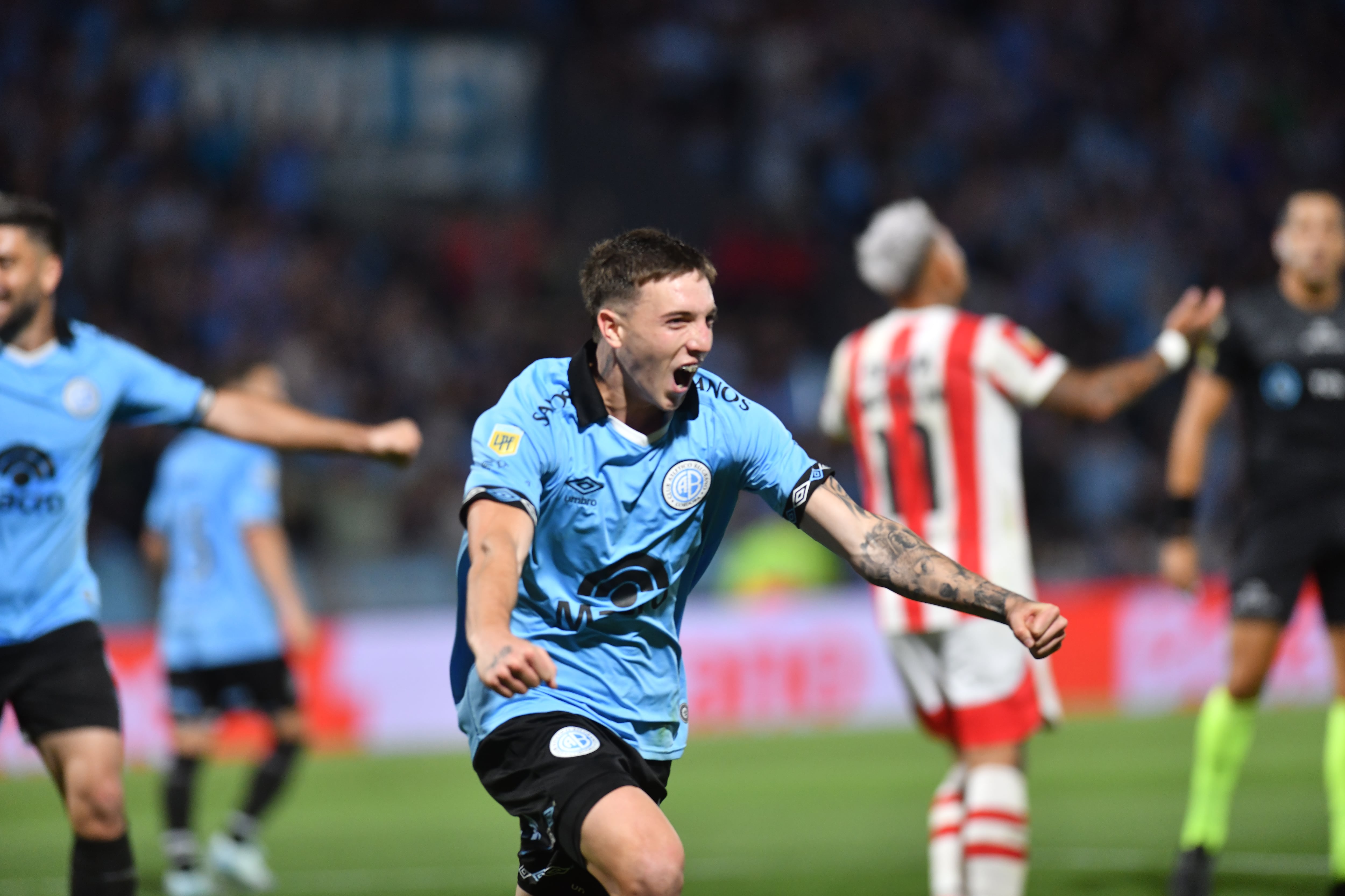 Jeremías Lucco jugador de Belgrano en el clásico contra Instituto en Alberdi. Foto Javier Ferreyra