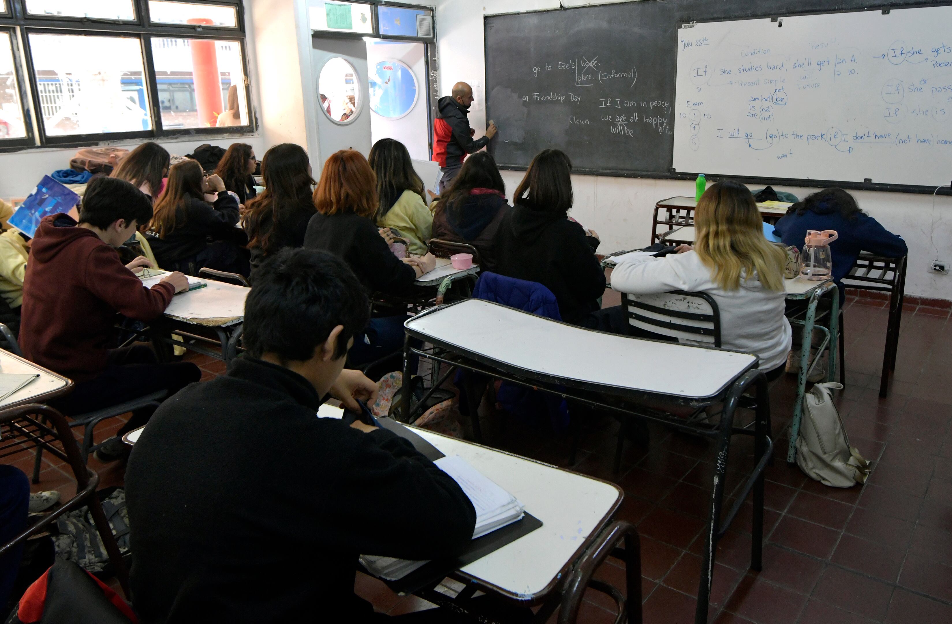 Río Negro extienden las clases hasta el 30 de diciembre para recuperar los días perdidos por los paros docentes.