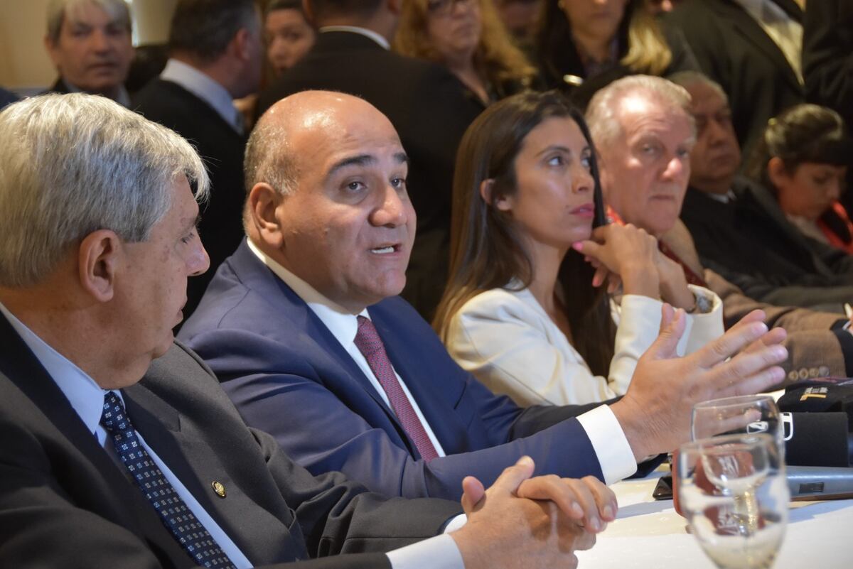 Manzur calificó de “histórico” al plenario del Parlamento del Norte Grande en Jujuy