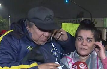 Los padres de la adolescente de 15 años que estaban desaparecida, en diálogo con la televisión. (Captura de video).