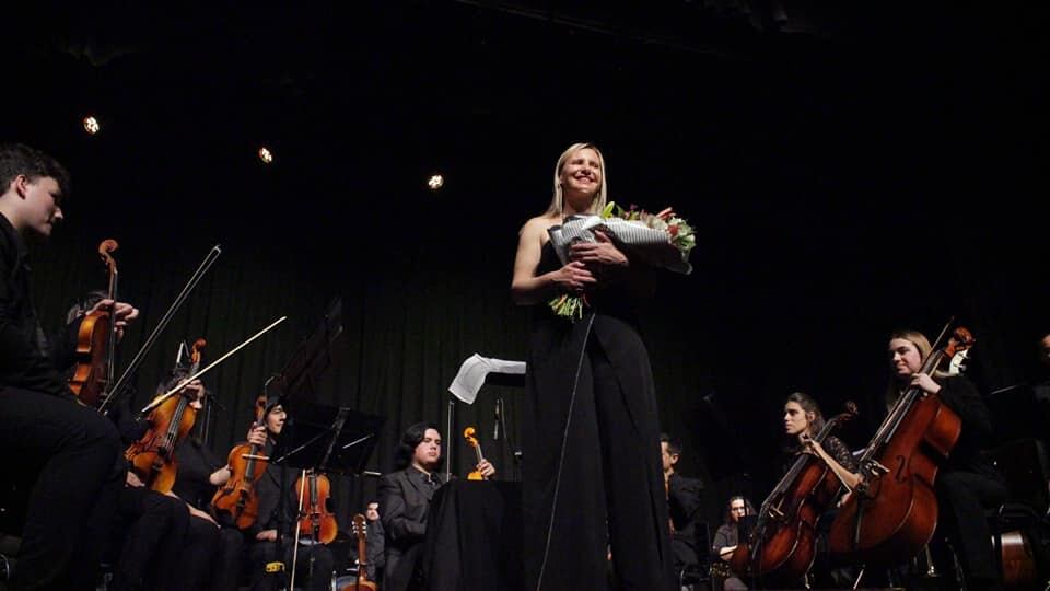 El público colmó la sala del Teatro Mendoza para la presentación de la Orquesta Filarmónica de General Alvear.