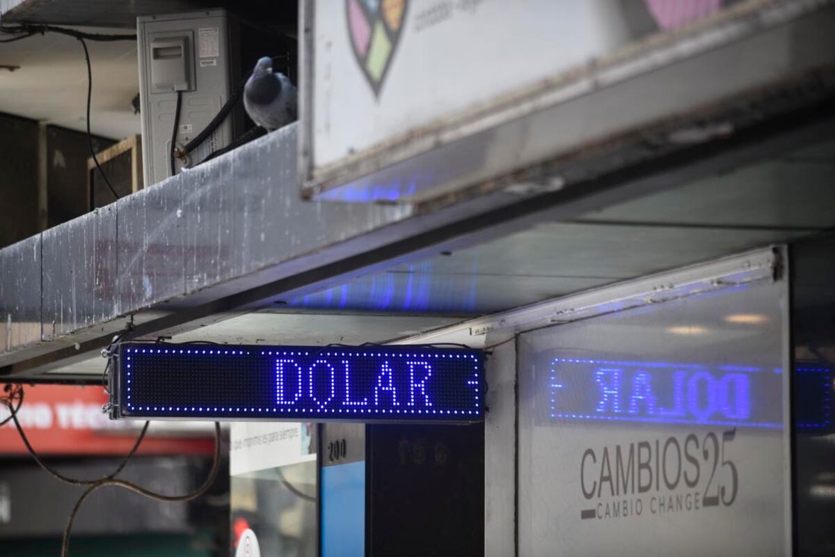 Dólar blue hoy: tocó los 191 pesos y marcó un nuevo récord en 2021