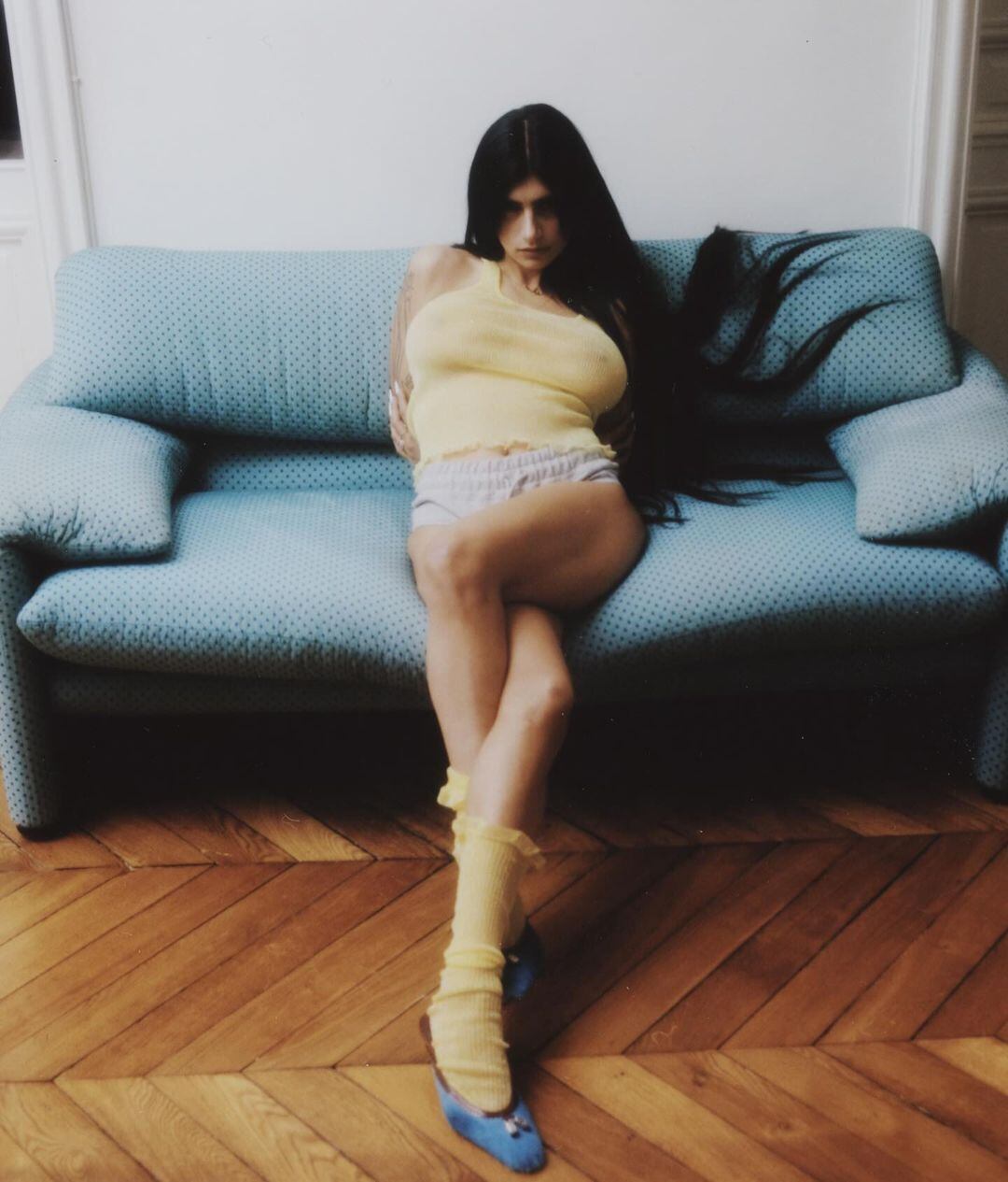 Mia Khalifa paralizó Instagram con un top ultra escotado y con mucha transparencia