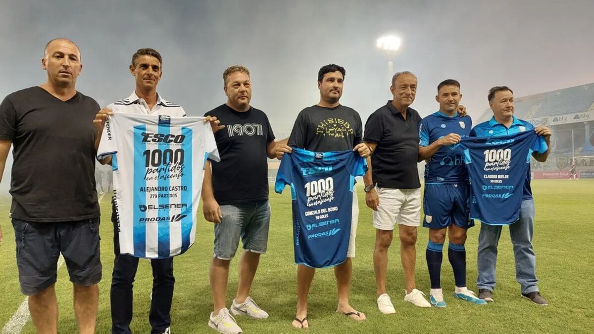 Atlético de Rafaela llegó a 1.000 partidos en el ascenso y reconoció a sus históricos