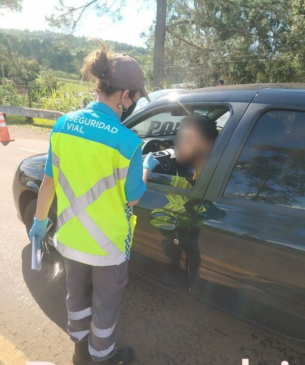 Varios automovilistas y motociclistas interceptados tras correr picadas en Panambí.