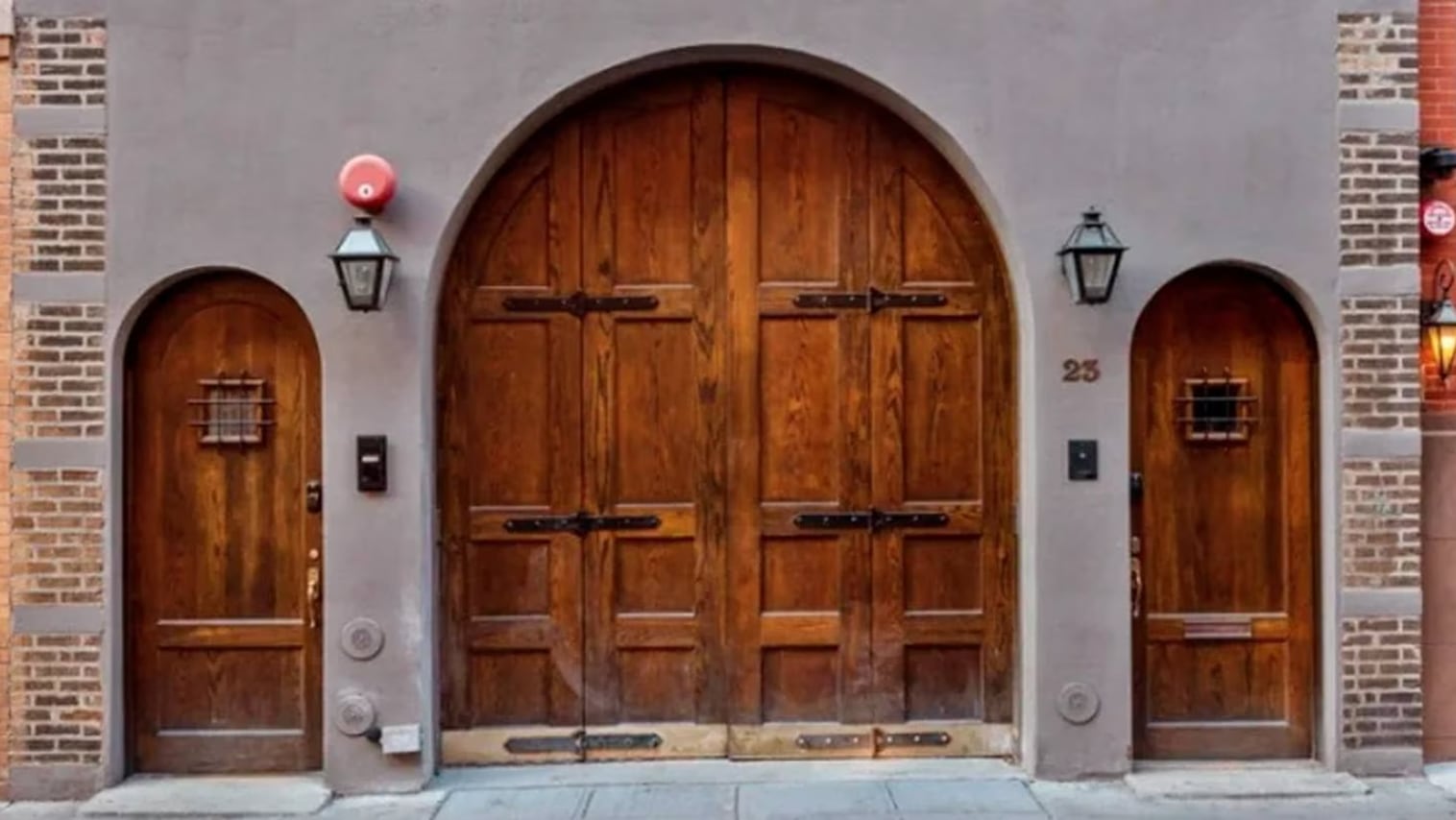 Fachada de la casa en que vivió Taylor Swift.