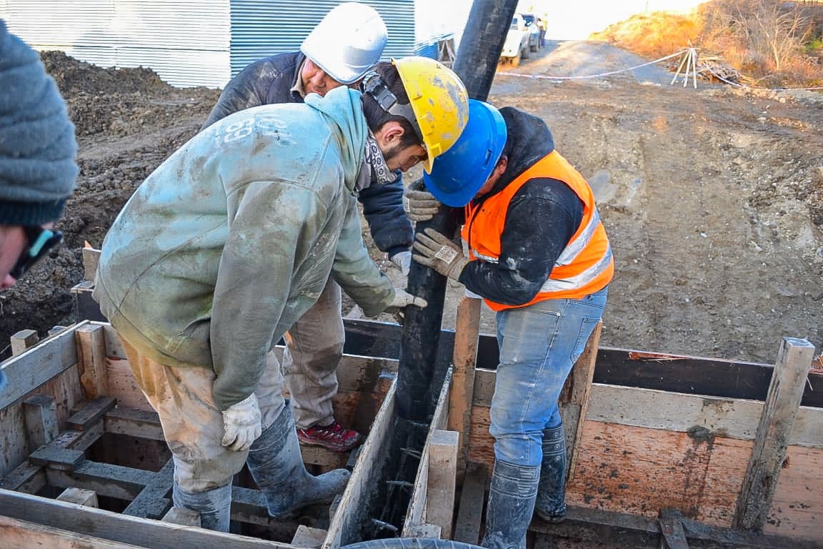 Tolhuin: avanza la construcción de nuevas estaciones elevadoras para el sistema cloacal