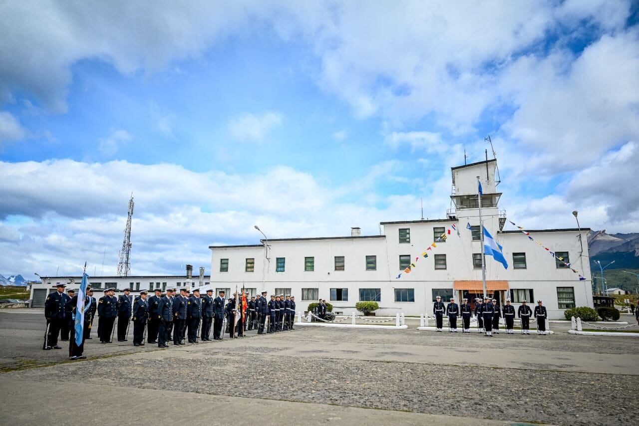 Ceremonia de cambio de comando del Batallón de Infantería Marina N°4