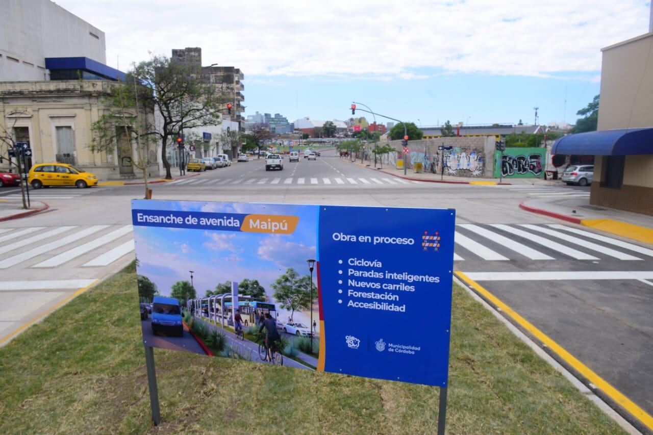 Ensanchamiento de la Avenida Maipú. (José Gabriel Hernández / La Voz)