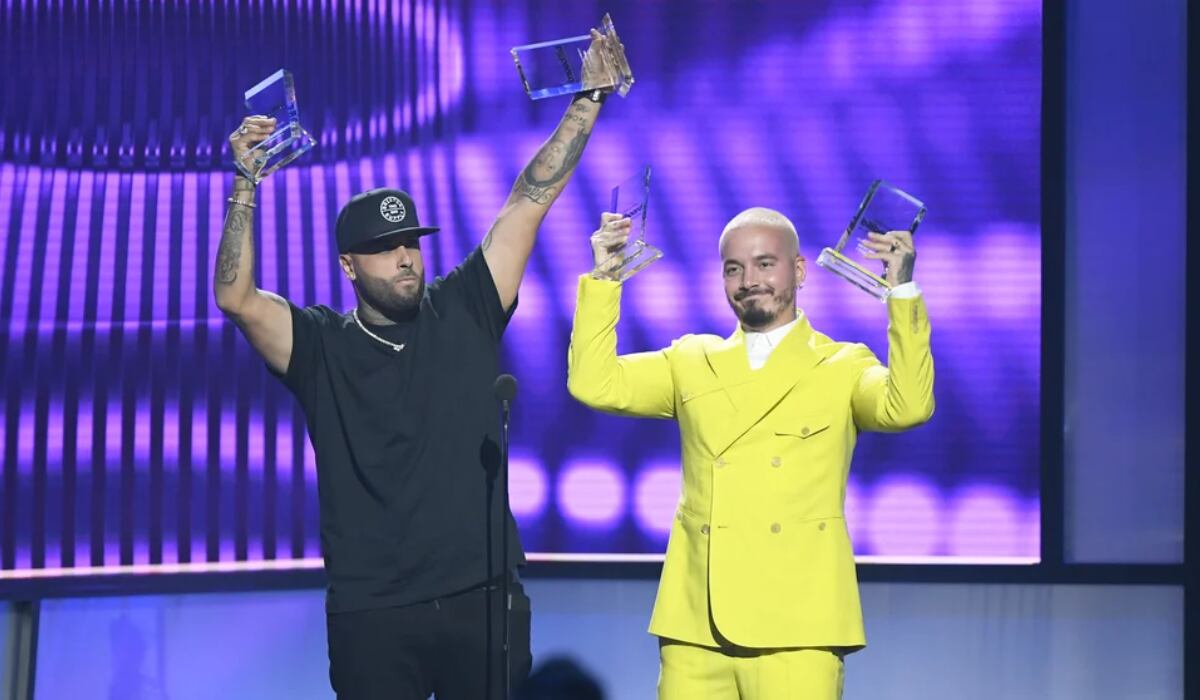 Nicky Jam y J Balvin en los Latin Billboard 2019.