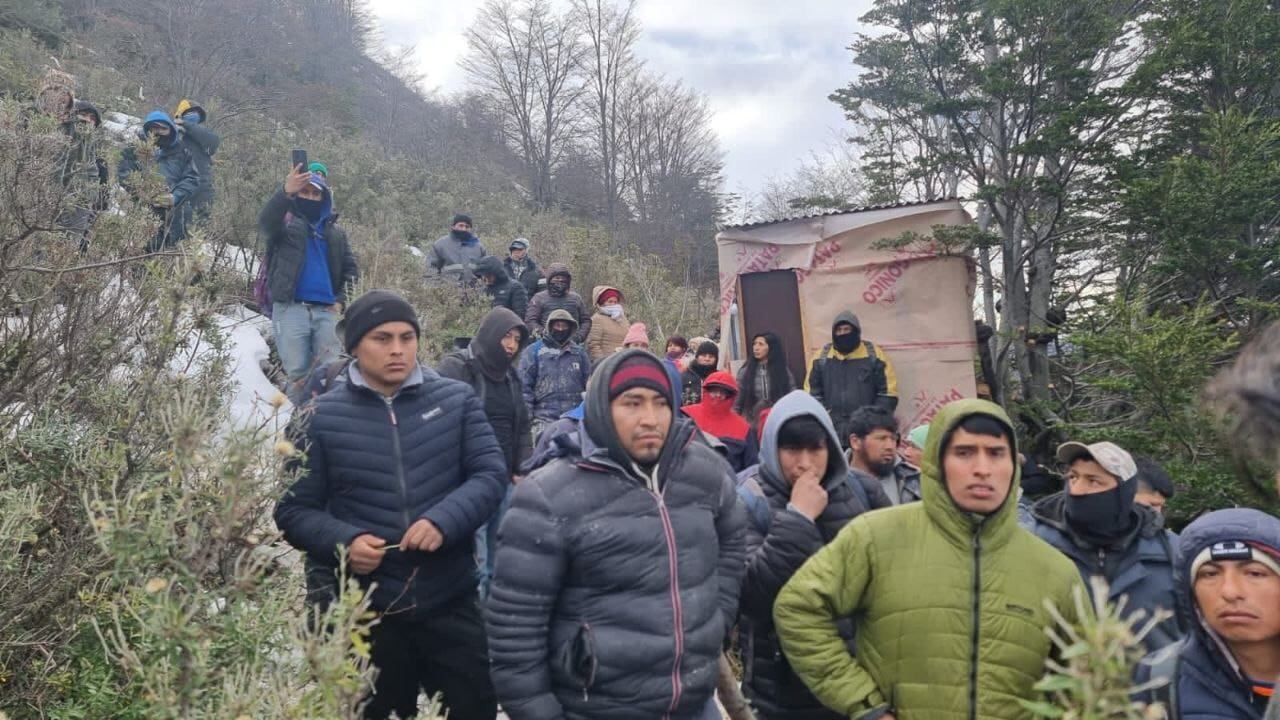 Destacan a municipales y policías por desactivar la ocupación ilegal de Bosque del Faldeo