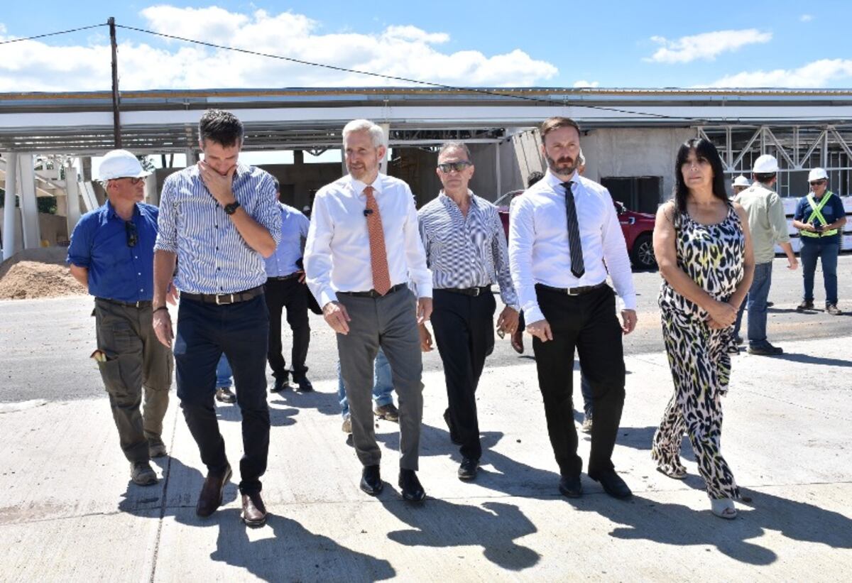 Frigerio y Azcué coincidieron en el impacto positivo que tendrá el aeropuerto de Concordia
