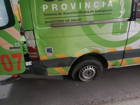 Falleció el conductor de una moto luego de chocar contra una ambulancia