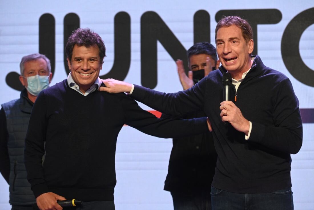 Facundo Manes y Diego Santilli, durante la campaña de Juntos por el Cambio. 