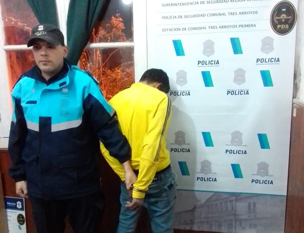 Chocaron, huyeron, agredieron a la policía y fueron aprehendidos tras una persecución