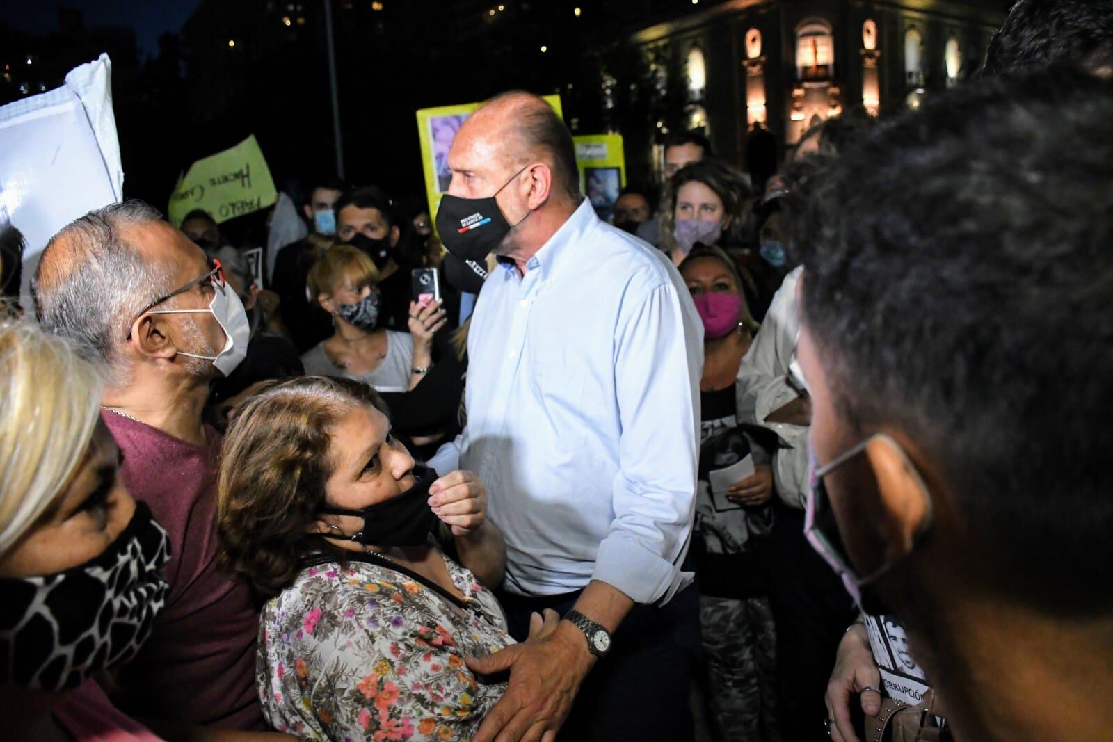 Perotti en la protesta contra la inseguridad