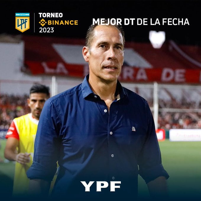 Lucas Bovaglio fue elegido el mejor entrenador de la fecha 8.