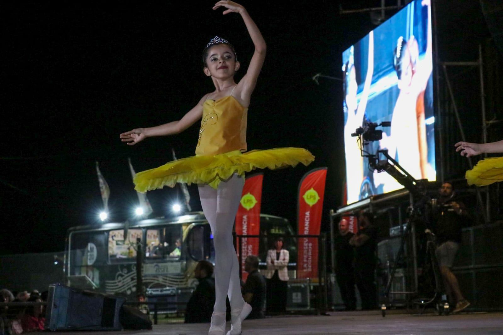 Fiesta Provincial del Trigo 2023: los artistas locales brillaron en el Escenario Mayor