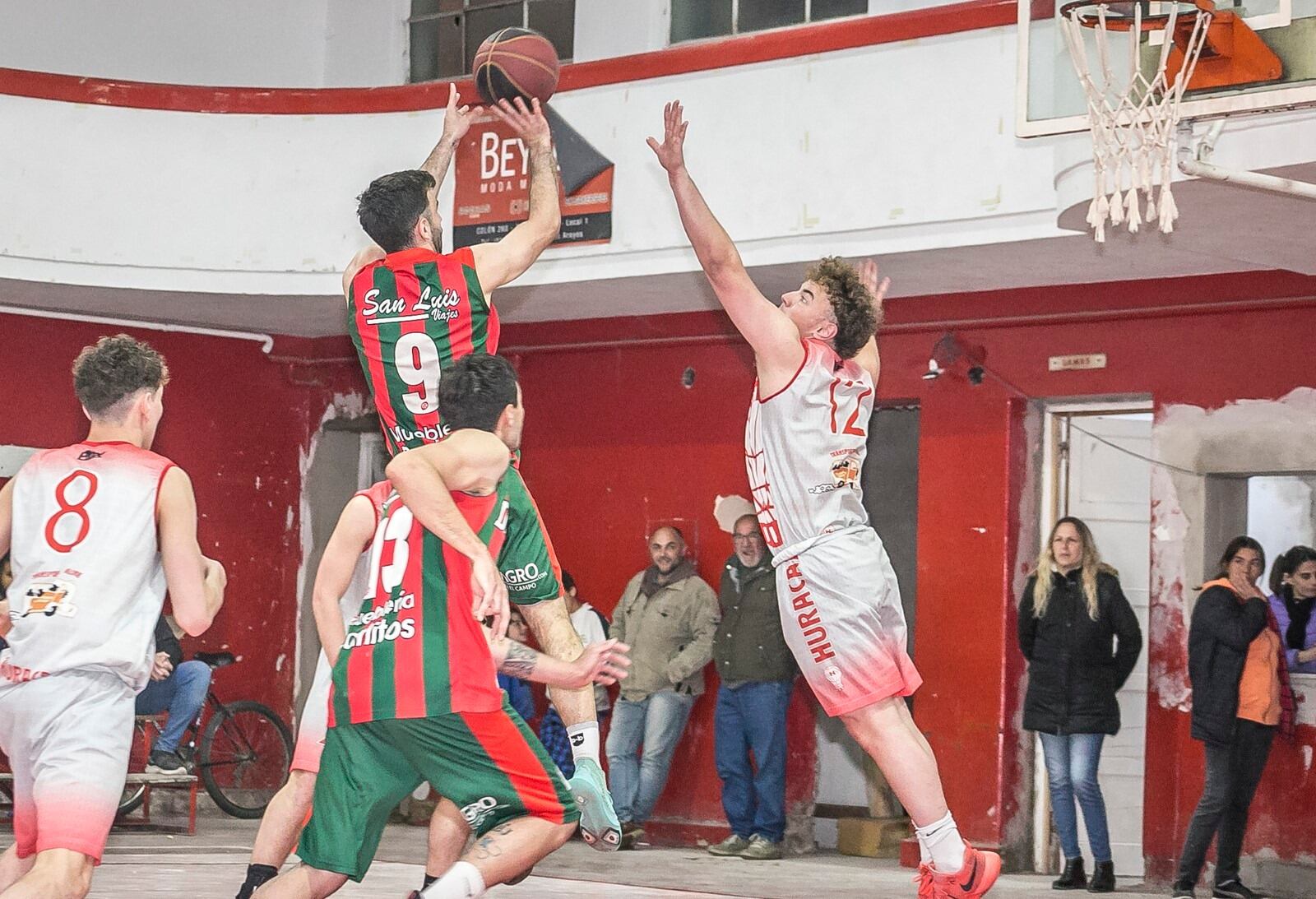 Torneo Oficial de Básquet de Tres Arroyos: Alumni a semis; Huracán y Costa Sud definirán su pase  en el 3er partido