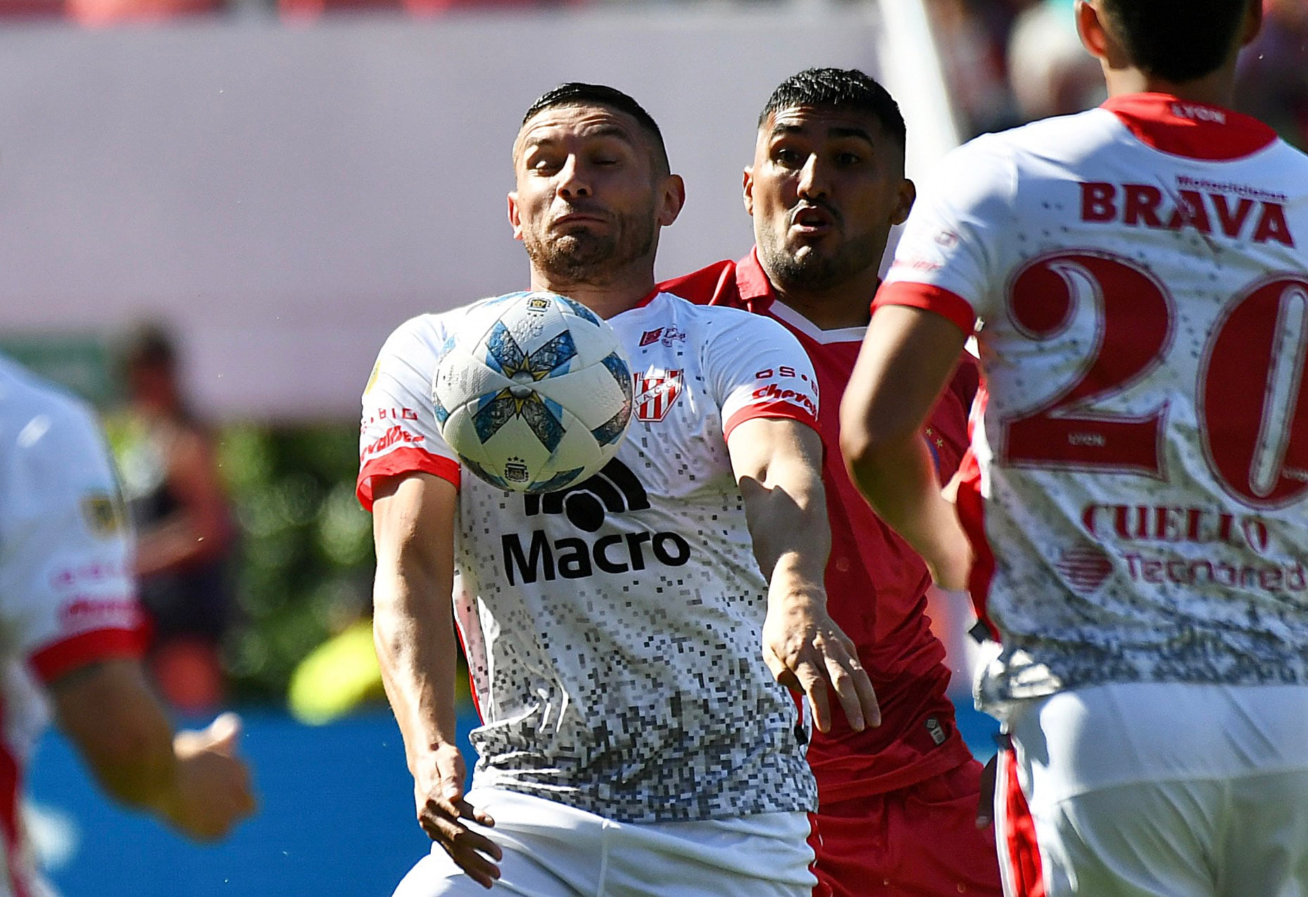 Instituto le ganó 2-1 a Argentinos Juniors, en Buenos Aires, por la Copa de la Liga Profesional 2023 y se aseguró la permanencia en Primera División. (Fotobaires)