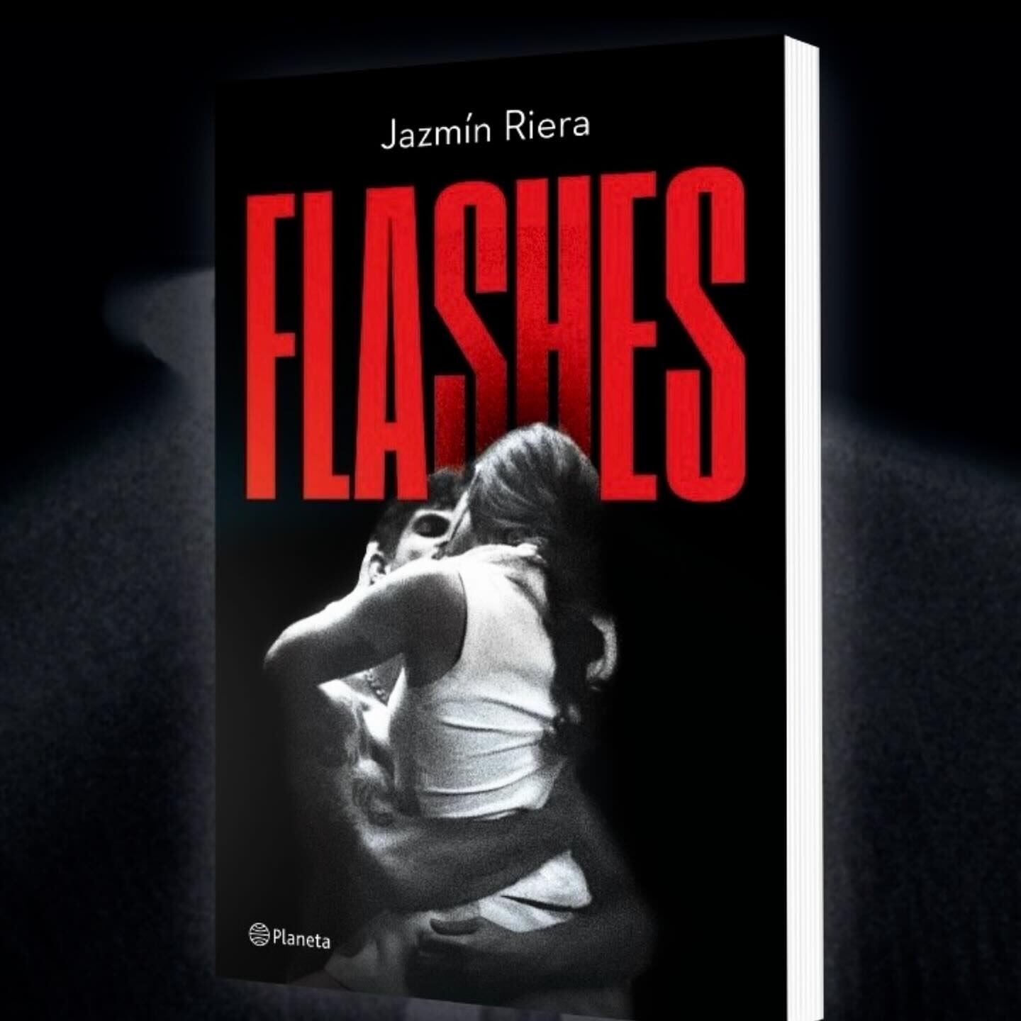 Flashes, el último libro de Jazmín Riera