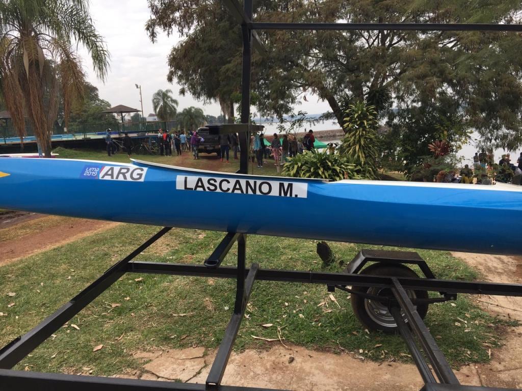 Los deportistas se encuentran realizando entrenamientos para el Mundial de Canotaje en Dinamarca.