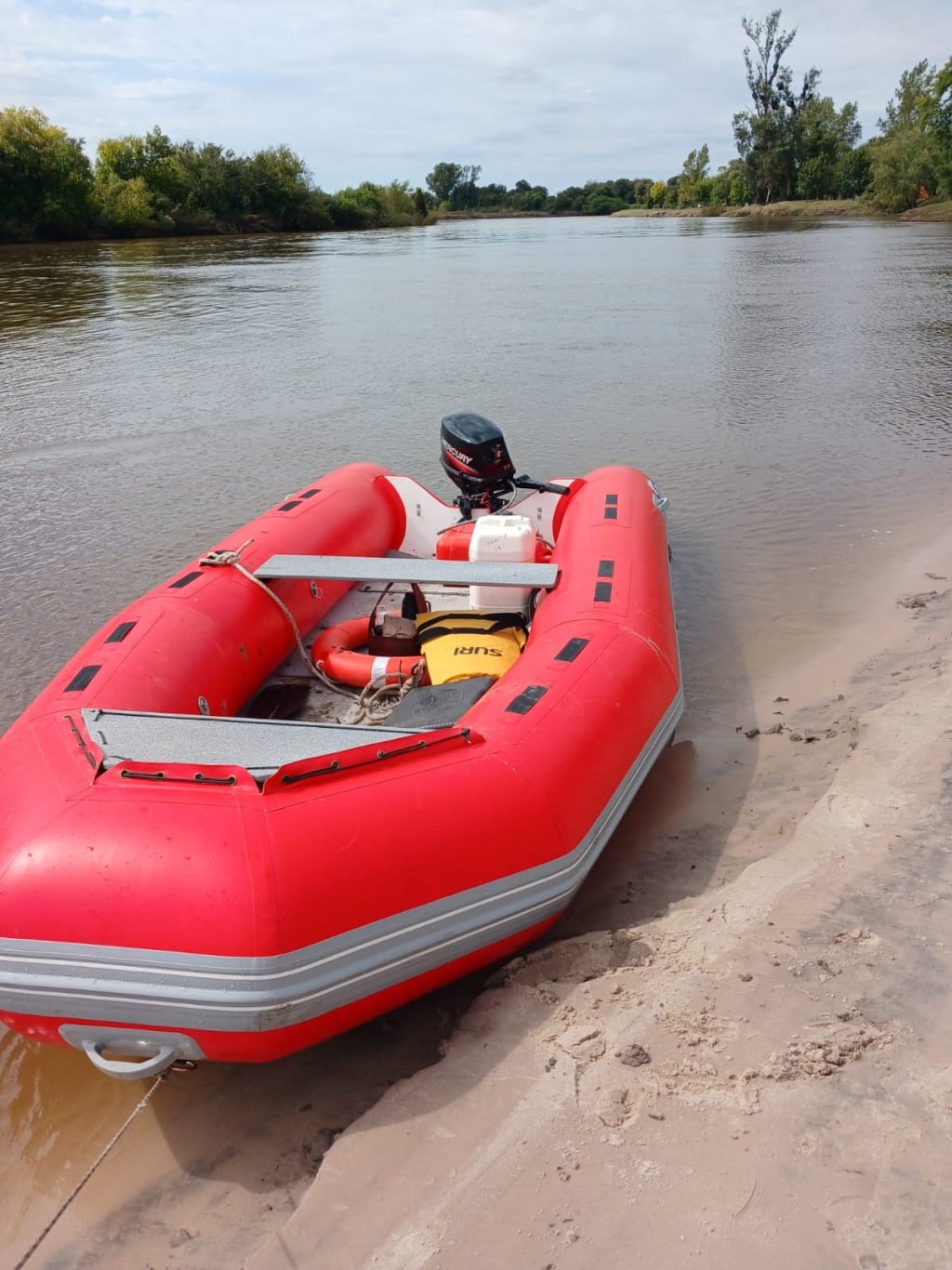 Búsqueda de desaparecido en el río Gualeguay